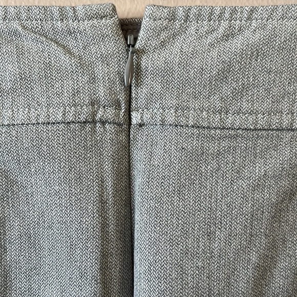 Banana Republic Gray Herringbone Pencil Skirt Pockets 2 - Picture 6 of 11